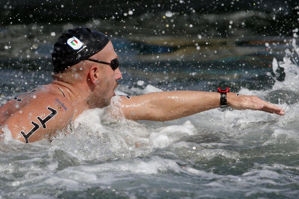 Dominio azzurro alle Seychelles: Arianna Bridi e Simone Ruffini trionfano nelle 10 km della World Series