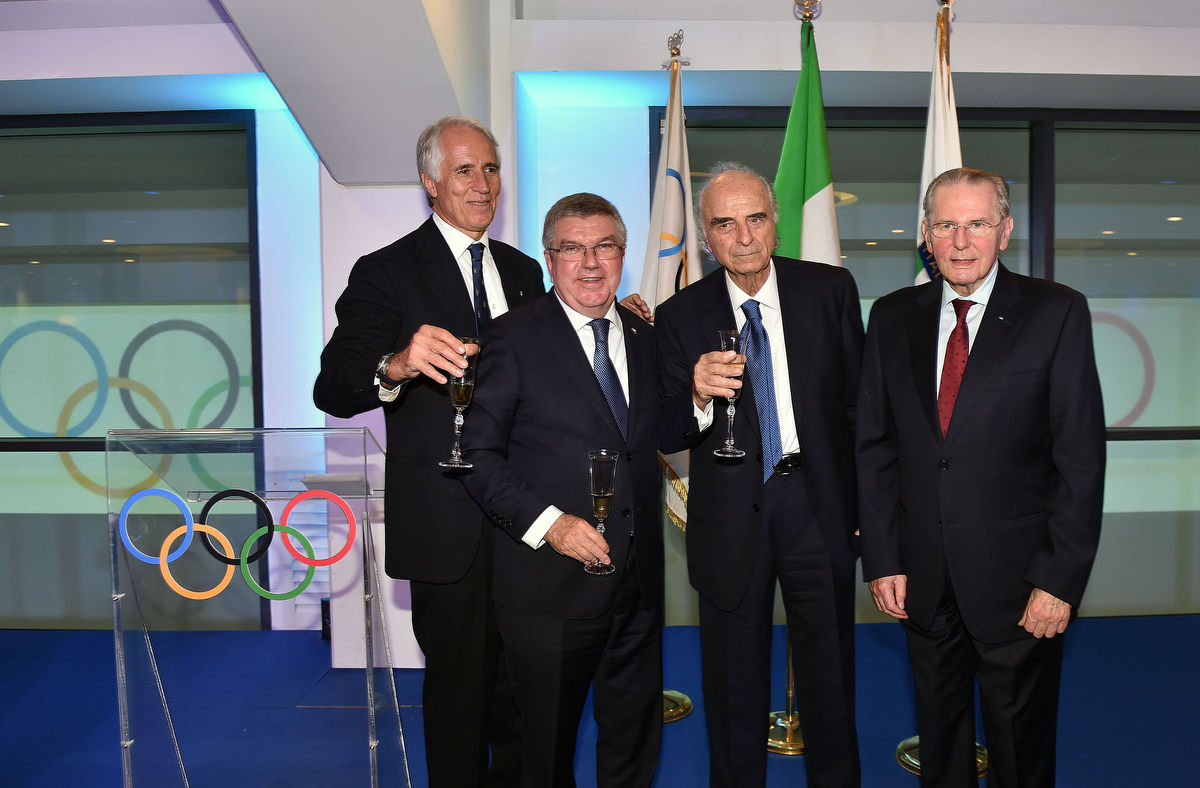 Lo sport abbraccia Mario Pescante. I ringraziamenti di Bach e Malagò: un esempio per il movimento olimpico