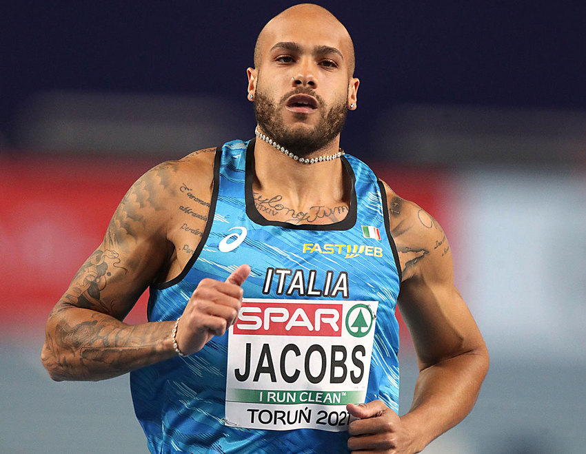 Storico oro di Jacobs sui 60 metri. Dopo 38 anni un azzurro vince la gara più veloce al coperto