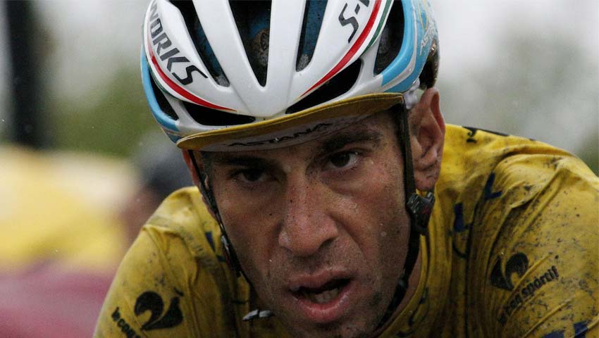 Nibali prende a spallate il Tour