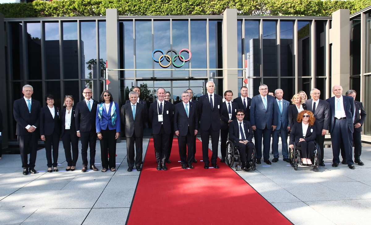 Milano Cortina 2026, l'ora della verità. Domani il voto a Losanna, streaming sul sito CONI