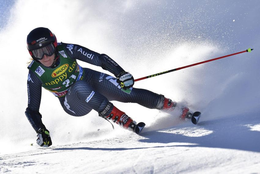 Coppa del Mondo: Goggia stupisce ancora, terza nella combinata di Val d'Isère 