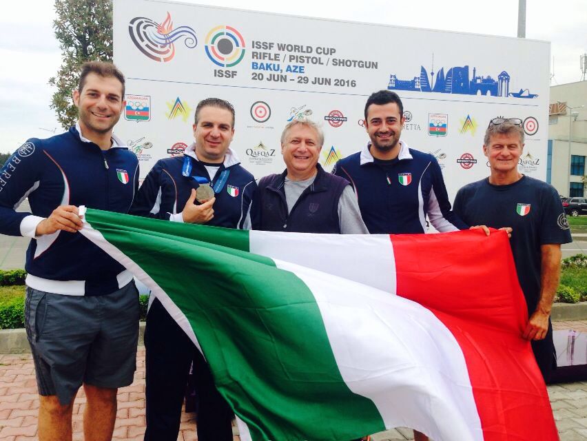 Coppa del Mondo, Innocenti fa le prove per Rio: 2° a Baku nel Double Trap