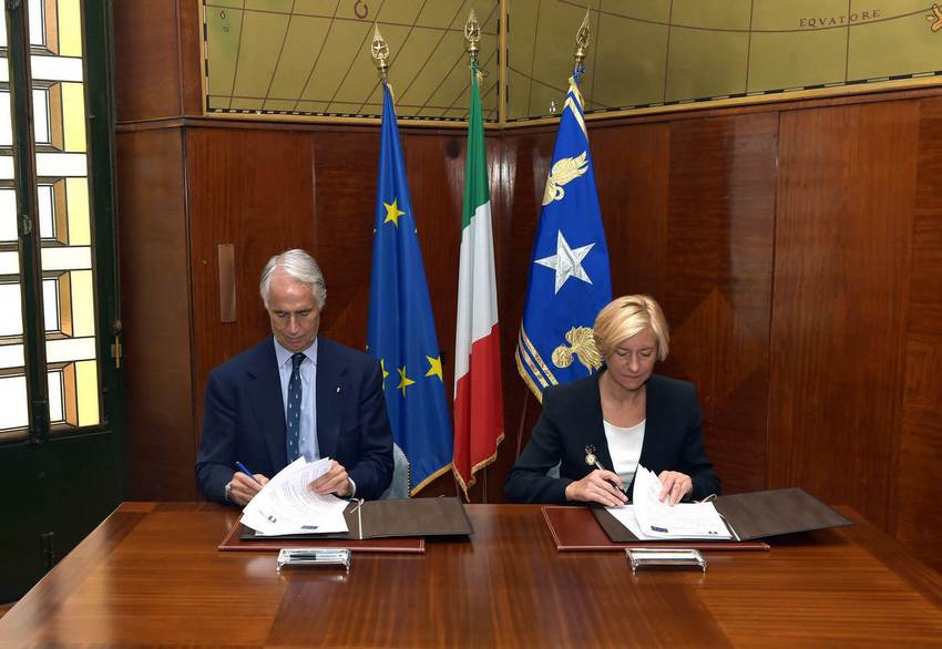 Malagò e il Ministro Pinotti siglano accordo tra Istituto di Medicina e Scienza dello Sport e Difesa