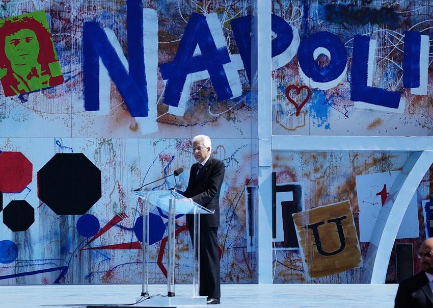 Inaugurato l'anno scolastico, Malagò con 10 atleti a Napoli. Mattarella: più sport, più legalità