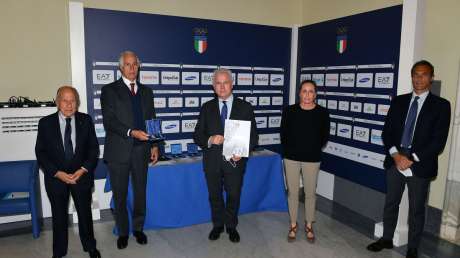 premiazionimezzelanigmt002_20210409_1783709694