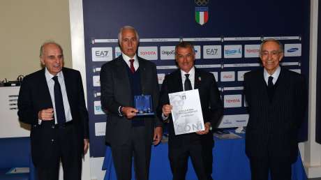 premiazionimezzelanigmt018_20210409_1237927036