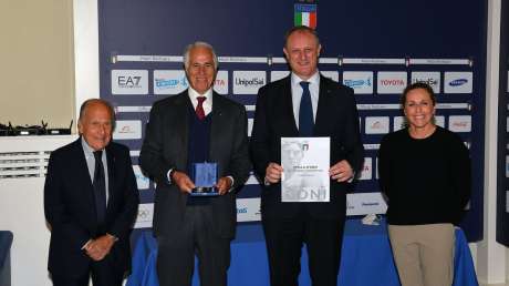 premiazionimezzelanigmt025_20210409_1354521891