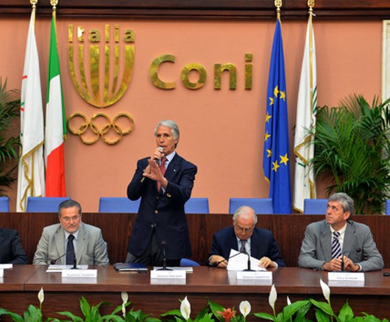 CONI: Premiati con il Distintivo d'oro i "Past President" Regionali e Provinciali. Malagò: "Questa sarà sempre la vostra casa". Presentato il nuovo modello territoriale, il ruolo dei CONI Point